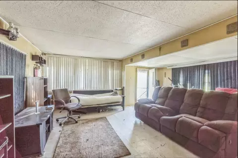 851 Mackey Ln, Elgin, IL 60120 photo 4