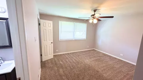 Bedroom - 902 School Ave, Matteson, IL 60443 photo 5 of 6