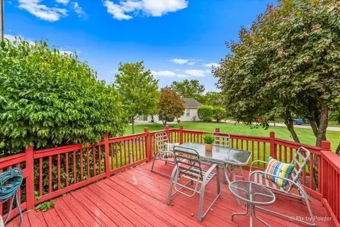 Exterior - 21148 W Cypress Ln, Plainfield, IL 60544 photo 2 of 3