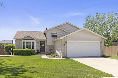 5306 Whisper Meadow Ct, Plainfield, IL 60586