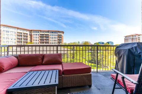 115 Prairie Park Dr #210, Wheeling, IL 60090 photo 31