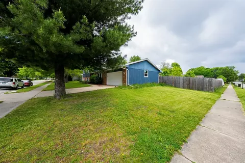 Exterior - 220 Arlington Dr, Normal, IL 61761 photo 9 of 9