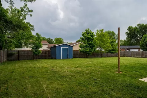 Exterior - 220 Arlington Dr, Normal, IL 61761 photo 2 of 9