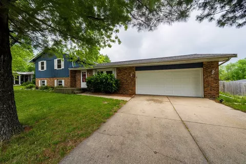 Exterior - 220 Arlington Dr, Normal, IL 61761 photo 8 of 9