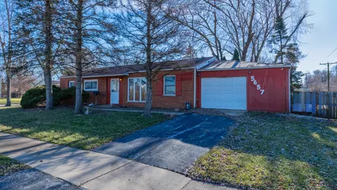 5657 Colgate Ln, Matteson, IL 60443 photo 1