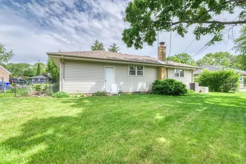 Exterior - 1408 Evergreen St, Wheaton, IL 60187 photo 5 of 5