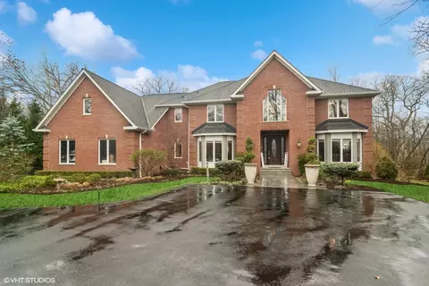 122 Ravine Ln, Barrington, IL 60010