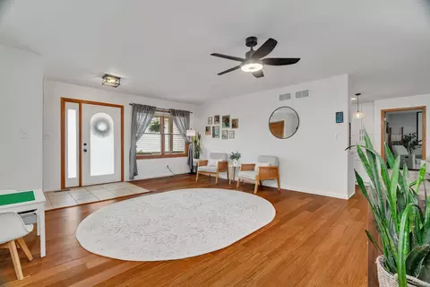 Entry Way - 817 W 3rd St, Braidwood, IL 60408 photo 1 of 1