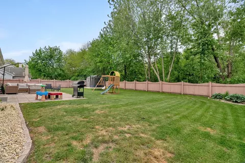 Exterior - 817 W 3rd St, Braidwood, IL 60408 photo 9 of 9