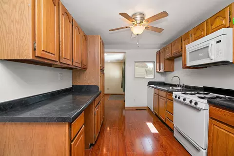 1195 W Williams St, Kankakee, IL 60901 photo 6