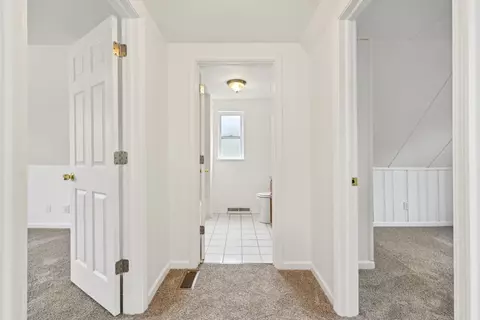 Entry Way - 28549 W High Rd, Ingleside, IL 60041 photo 6 of 8