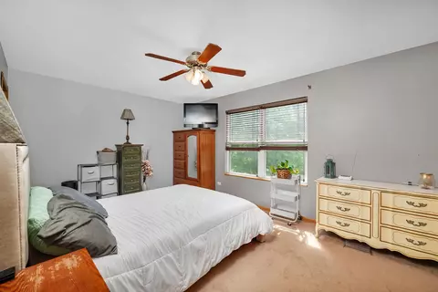 Bedroom - 1604 Heritage Pointe Ct, Plainfield, IL 60586 photo 1 of 4