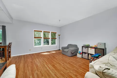 Living - 1604 Heritage Pointe Ct, Plainfield, IL 60586 photo 3 of 3
