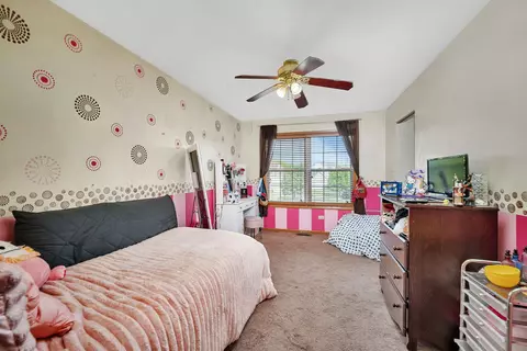 Bedroom - 1604 Heritage Pointe Ct, Plainfield, IL 60586 photo 4 of 4