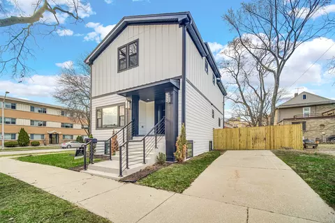 7523 Franklin St, Forest Park, IL 60130