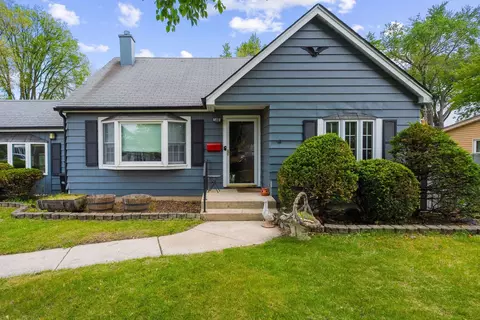 5440 W 84th Pl W, Burbank, IL 60459