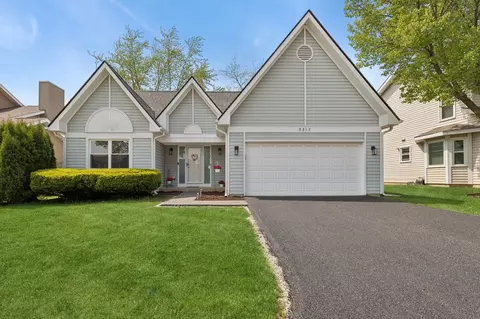 5317 Cypress Cir, Gurnee, IL 60031