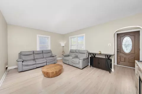 17819 Walter St, Lansing, IL 60438 photo 3