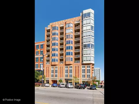 720 W Randolph St #907, Chicago, IL 60661