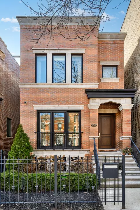 1616 N Winchester Ave, Chicago, IL 60622