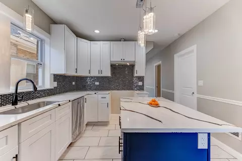 Kitchen - 6737 S Sangamon St, Chicago, IL 60621 photo 3 of 4