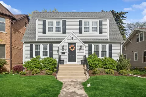 225 N Knight Ave, Park Ridge, IL 60068