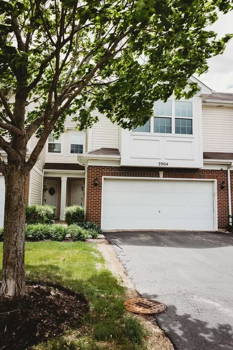 3904 Preston Dr, Yorkville, IL 60560