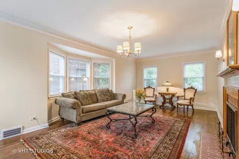Living - 496 Longcommon Rd, Riverside, IL 60546 photo 1 of 3