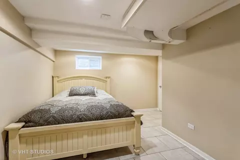 Bedroom - 496 Longcommon Rd, Riverside, IL 60546 photo 2 of 2
