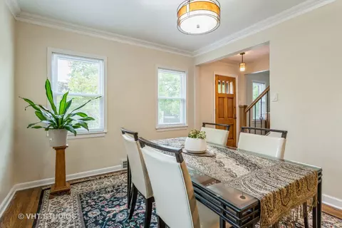 Dining - 496 Longcommon Rd, Riverside, IL 60546 photo 2 of 2