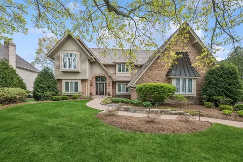 1339 Lawrence Ave, Lake Forest, IL 60045