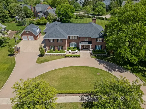 Undisclosed, Hinsdale, IL 60521