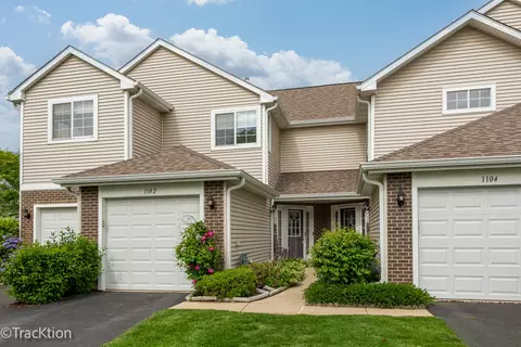 1102 E Cambria Ln, Lombard, IL 60148