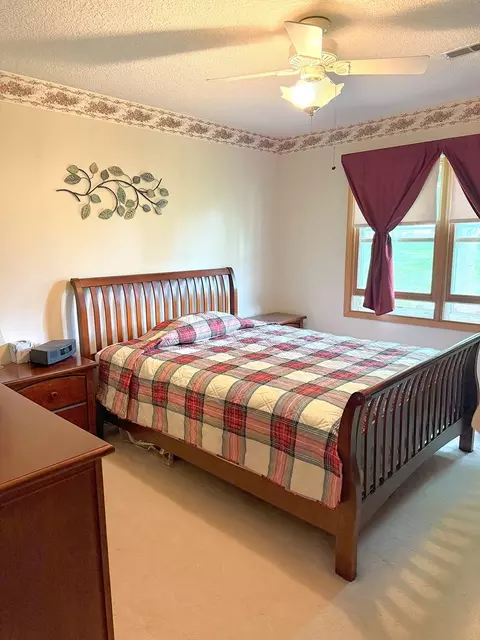 1004 N Hill Dr, Dixon, IL 61021 photo 8
