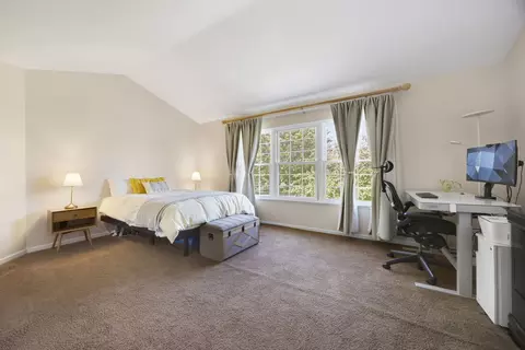 Bedroom - 920 Willow St, Itasca, IL 60143 photo 1 of 2