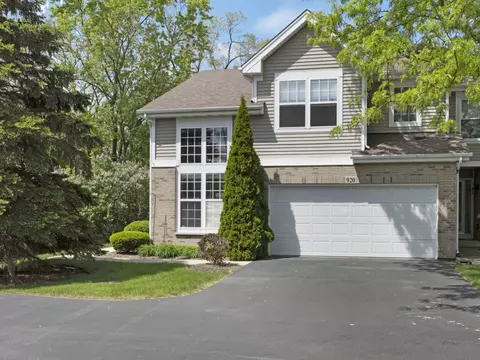 920 Willow St, Itasca, IL 60143