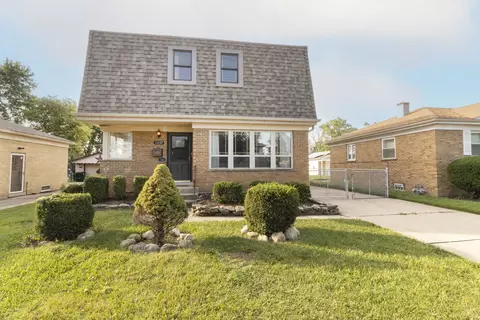 11157 Shaw St, Westchester, IL 60154
