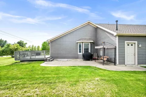 Exterior - 421 Sunset Dr, Colfax, IL 61728 photo 1 of 7