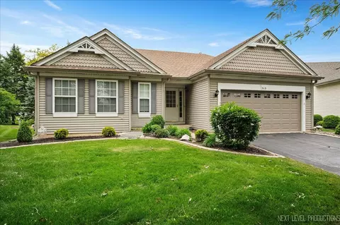 513 Coventry Ct, Oswego, IL 60543