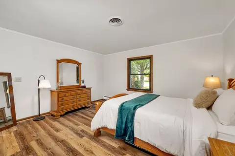 Bedroom - 50 Stacy Ave, Streator, IL 61364 photo 2 of 5
