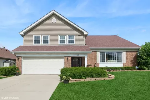 326 Old Mill Ln, Bloomingdale, IL 60108