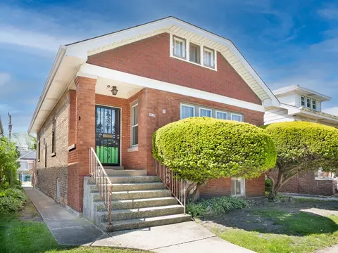 4949 W Deming Pl, Chicago, IL 60639