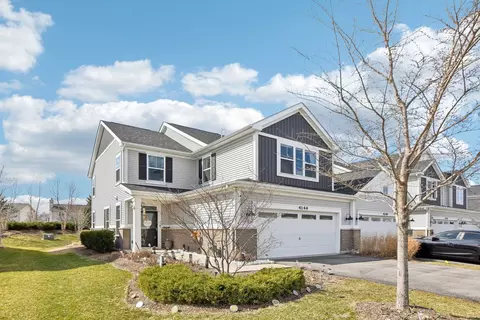 4144 Calder Ln, Aurora, IL 60504 photo 1