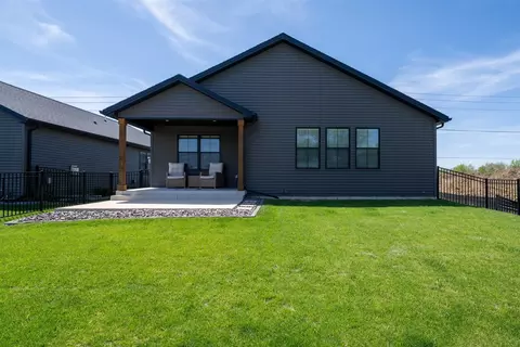 Exterior - 1172 Hershey Rd, Normal, IL 61761 photo 11 of 11