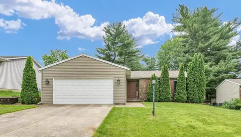 216 N Dianne Ln, Mahomet, IL 61853