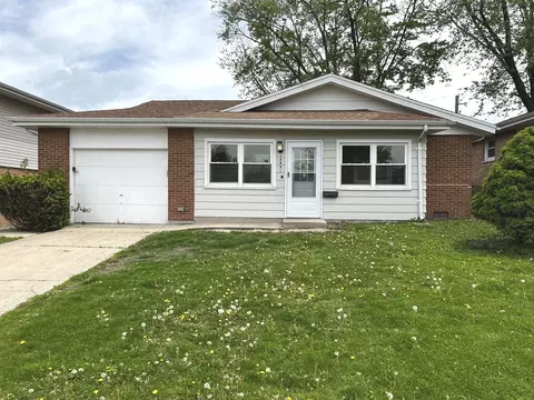 16451 Roy St, Oak Forest, IL 60452