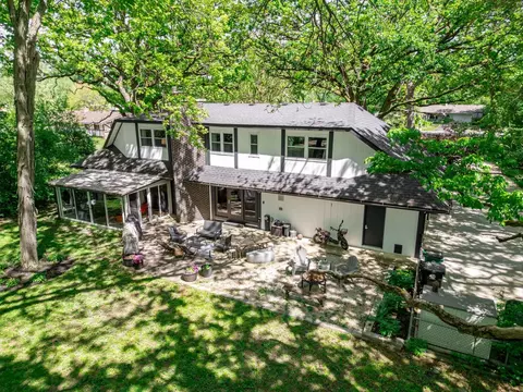 Exterior - s070 River Lane, Winfield, IL 60190 photo 10 of 13