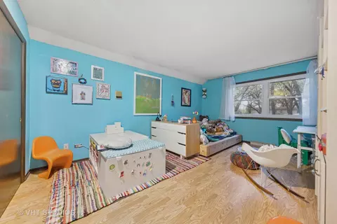Bedroom - s070 River Lane, Winfield, IL 60190 photo 5 of 5