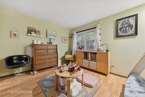 Bedroom - s070 River Lane, Winfield, IL 60190 photo 4 of 5