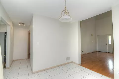 Entry Way - 1218 Dunamon Dr, Bartlett, IL 60103 photo 1 of 2